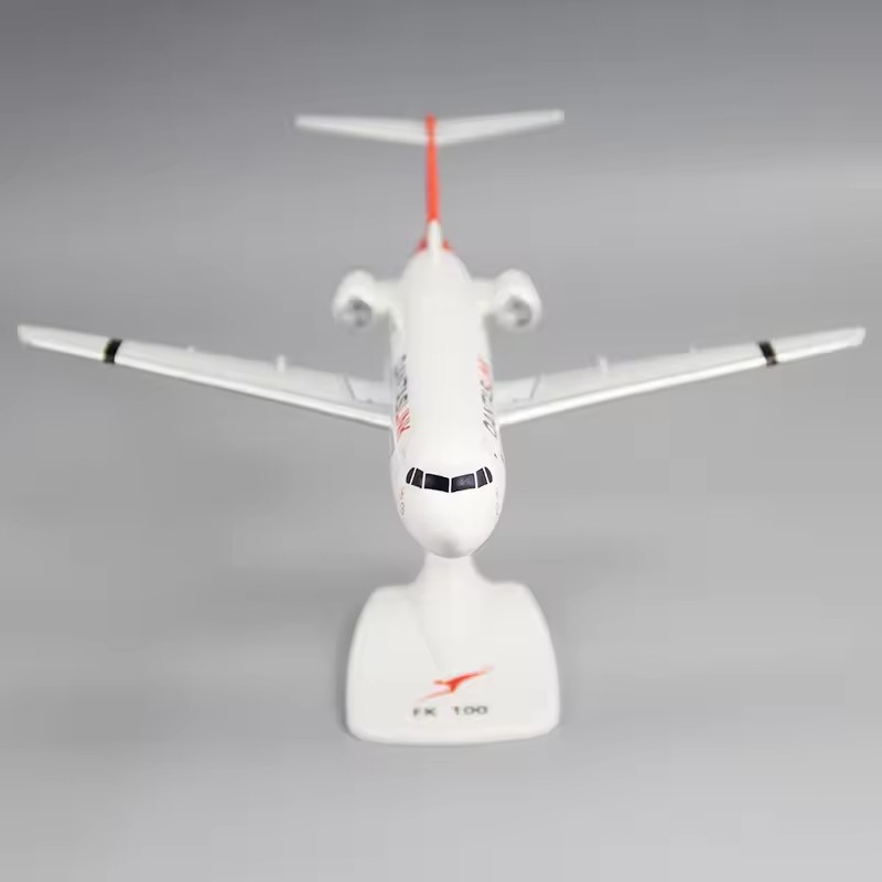 Model Airplane Plastic - Nowy model samolotu Fokker FK-100 QANTAS
